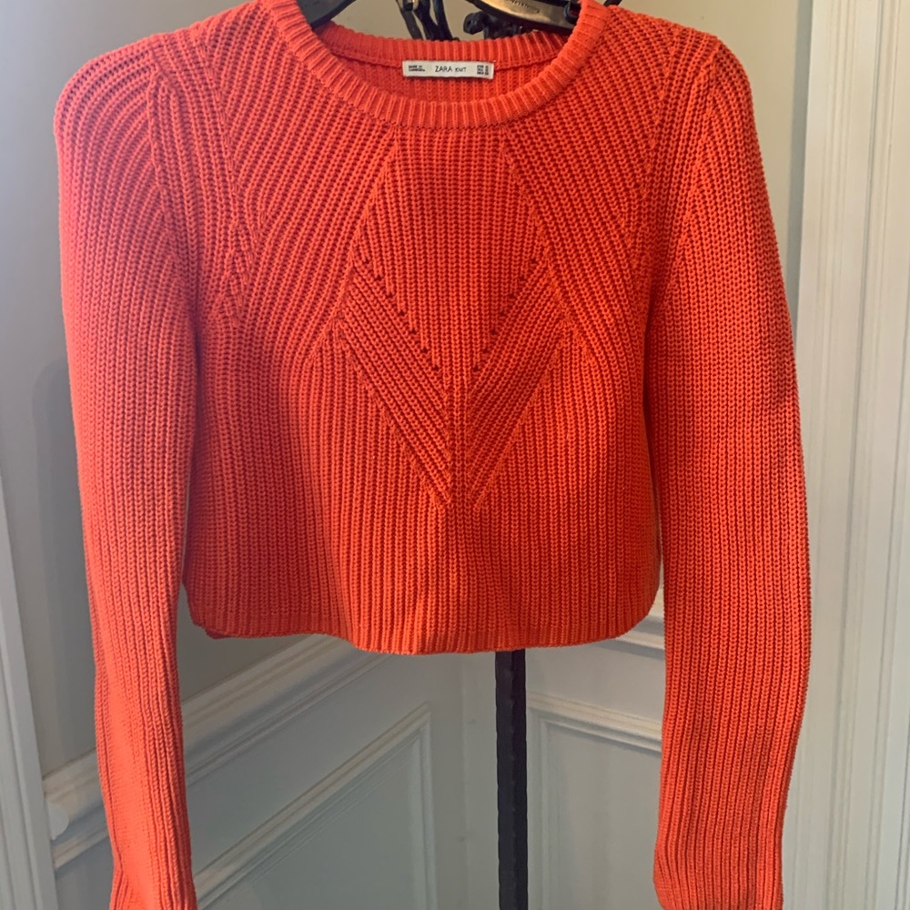 SOLD NO ITCH, cute, orange Zara sweater!